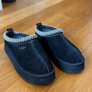 UGG Tazz Slipper